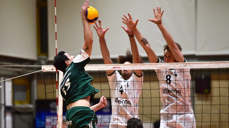 Βόλεϊ: Aποκλεισμός για τον Παναθηναϊκό στο CEV Cup Βόλεϊ: Aποκλεισμός για τον Παναθηναϊκό στο CEV Cup