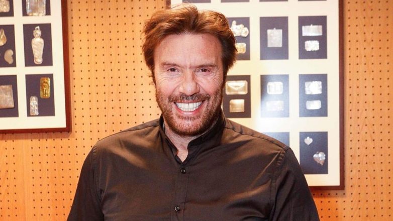 Στράτος Τζώρτζογλου: «Μου έχει συμβεί να έρχονται στο θέατρο για να δουν τα οπίσθιά μου και όχι την ερμηνεία»