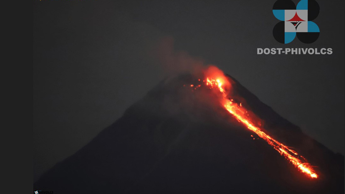 Φιλιππίνες: Bρυχάται το ηφαίστειο Mayon – Σε επαγρύπνηση οι Αρχές