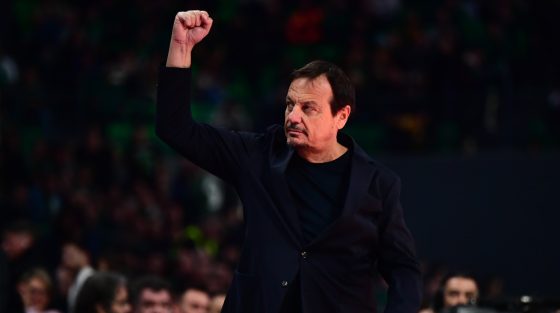 Παναθηναϊκός: Η αποθέωση και οι υψωμένες γροθιές του Αταμάν