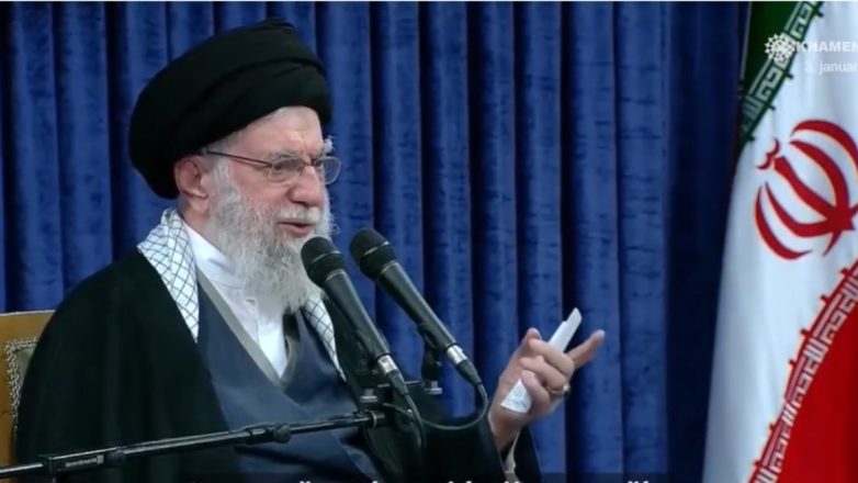 Χαμενεΐ: «Οι διαδηλώσεις στο Ιράν χαροποιούν τον πρόεδρο μιας άλλης χώρας»