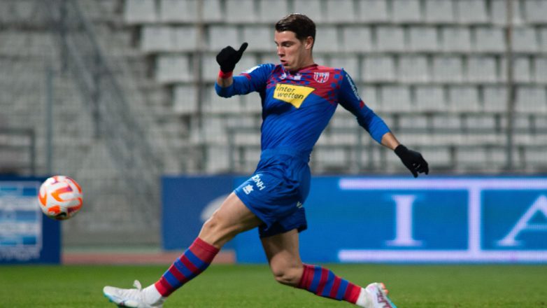 Ο Κούτσιας δέχτηκε επίθεση από… συμπαίκτη του εν ώρα αγώνα