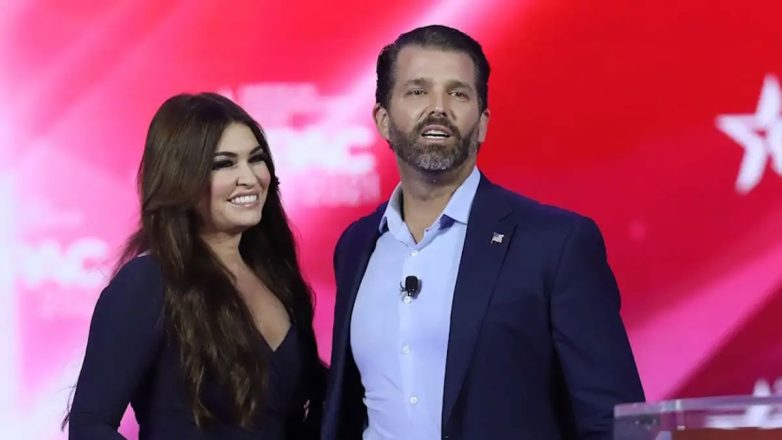 Χωρίς ίχνος πικρίας η Κίμπερλι Γκίλφοϊλ: Το δημόσιο μήνυμα στον Ντόναλντ Τραμπ Τζούνιορ για τον αρραβώνα του! Χωρίς ίχνος πικρίας η Κίμπερλι Γκίλφοϊλ: Το δημόσιο μήνυμα στον Ντόναλντ Τραμπ Τζούνιορ για τον αρραβώνα του!