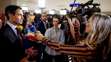 Ολλανδία: Ο πρωθυπουργός θα σχηματίσει κυβέρνηση μειοψηφίας