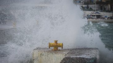 Μήλος: Δεν «έδεσαν» λόγω ανέμων το «Knossos» και «Festos Palace»