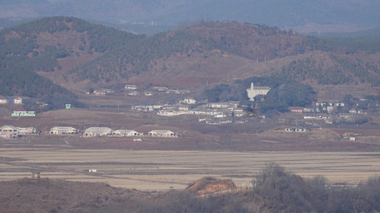 Βόρεια Κορέα: Νοτιοκορεατικό drone εισήλθε στον εναέριο χώρο μας Βόρεια Κορέα: Νοτιοκορεατικό drone εισήλθε στον εναέριο χώρο μας