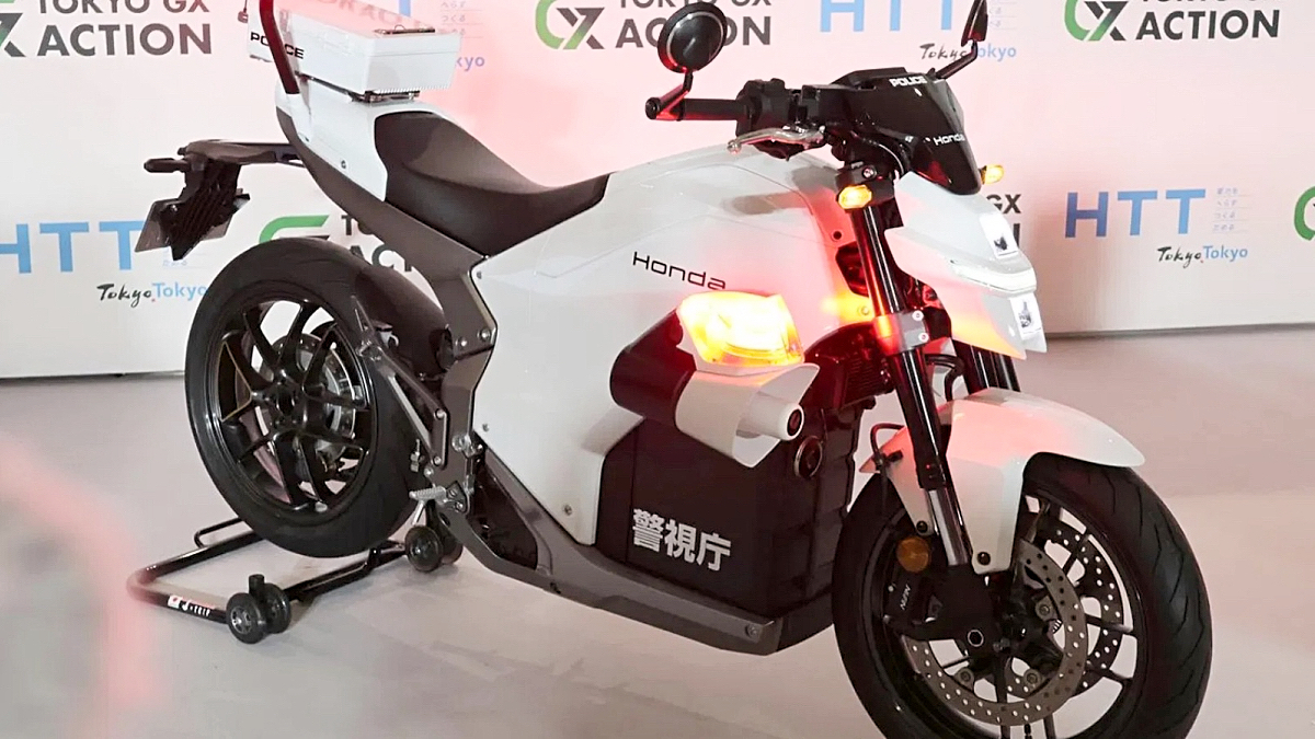 Η πρώτη ηλεκτρική αστυνομική Honda WN7, θα χρησιμοποιηθεί στον μαραθώνιο Hakone Ekiden