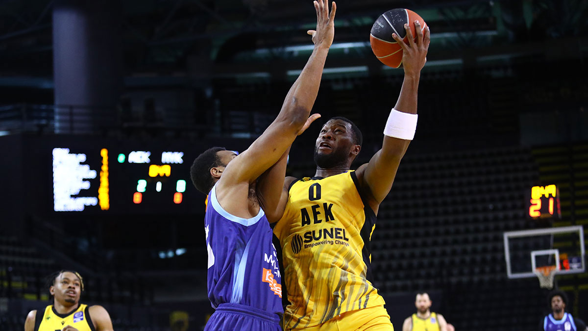 Περίπατο με Γκρέι η ΑΕΚ, 90-65 την Μύκονο