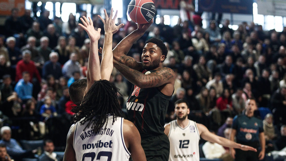 Τα… βάζει ακόμα ο Ολυμπιακός, 120-80 στην Καρδίτσα