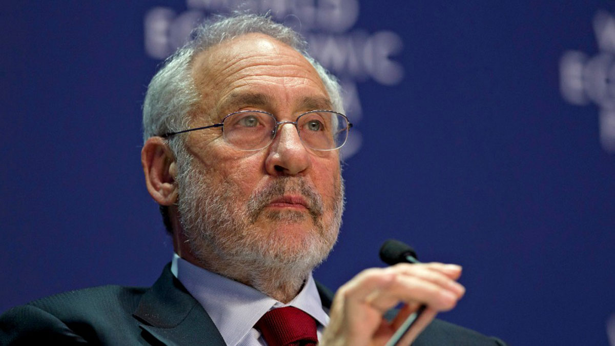 Στίγκλιτς για Τραμπ: «Έχει ξεπεράσει το απόγειο της ισχύος του»