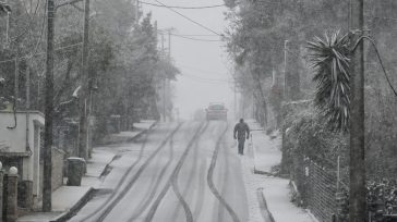 Πολικό ψύχος και χιόνια στα ημιορεινά