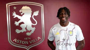 Στην Άστον Βίλα ο νέος Λουκάκου