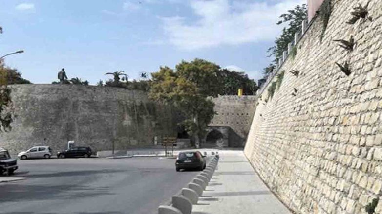 Ηράκλειο: 19χρονος έπεσε στο κενό από τα Ενετικά τείχη