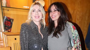 Σμαράγδα Καρύδη: Η πρώτη δημόσια εμφάνιση μετά τον χωρισμό από τον Αθερίδη – Τι ζήτησε από τους δημοσιογράφους