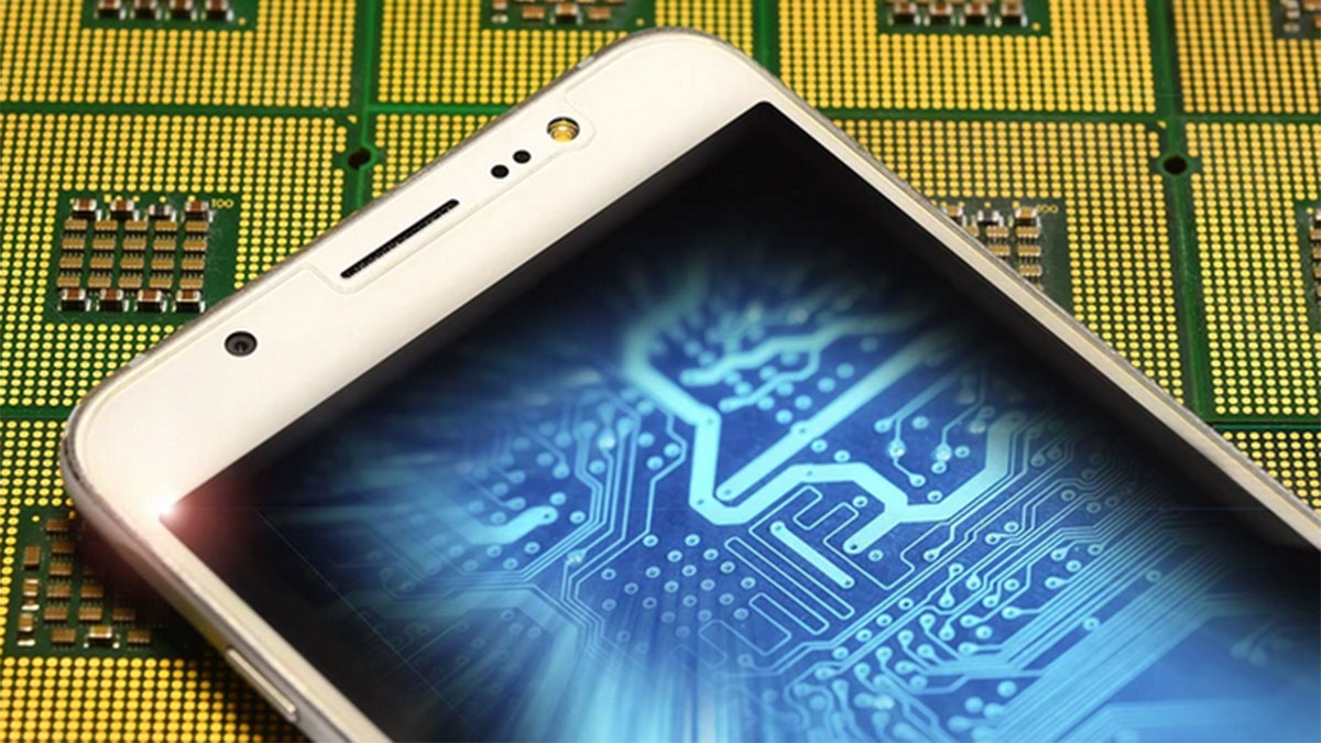 Η έλλειψη τσιπ φέρνει αύξηση των τιμών στα smartphones το 2026