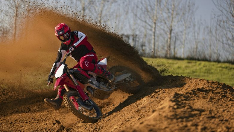 Η motocross από το Borgo Panigale είναι η Ducati Desmo450 MX Factory