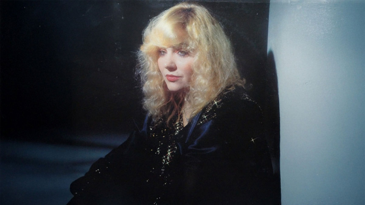 Πέθανε η τραγουδίστρια Βάσω Μεσσηνέζη