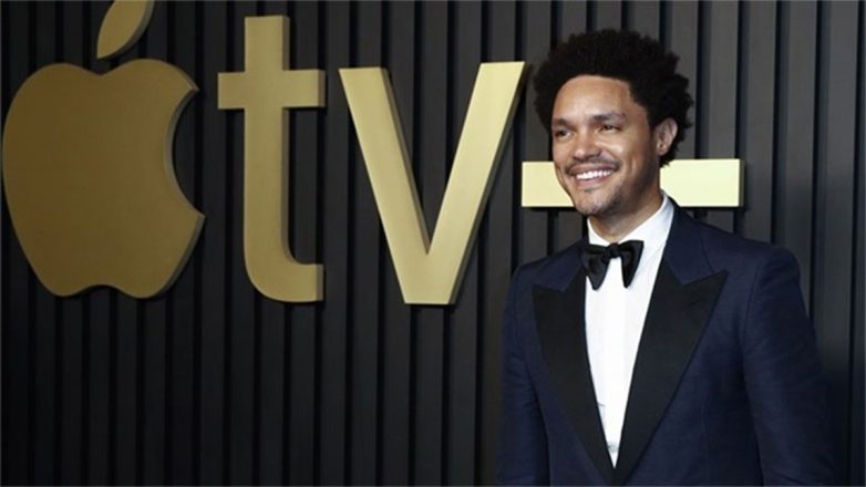 Grammy 2026: Ο Τρέβορ Νόα εκ νέου οικοδεσπότης, για έκτη και τελευταία φορά Grammy 2026: Ο Τρέβορ Νόα εκ νέου οικοδεσπότης, για έκτη και τελευταία φορά