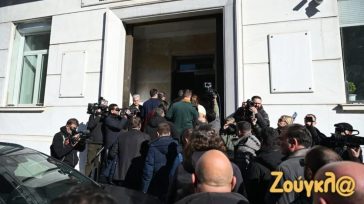 Νέα συνάντηση μερίδας αγροτών με Χατζηδάκη και Τσιάρα