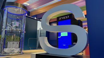 Snappi: Σαρώνει στους νέους η πρώτη ελληνική neobank