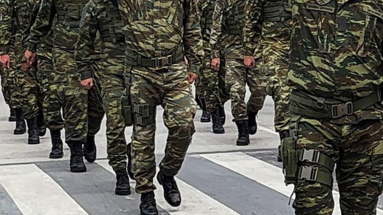 Έκτακτες κρίσεις αξιωματικών των Ενόπλων Δυνάμεων