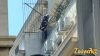 Άνδρας απειλεί να πέσει από το κτήριο της Πολεοδομίας
