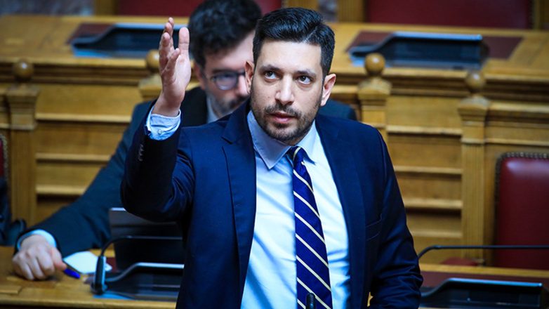 Σεξιστικές κραυγές Κυρανάκη στη Βουλή