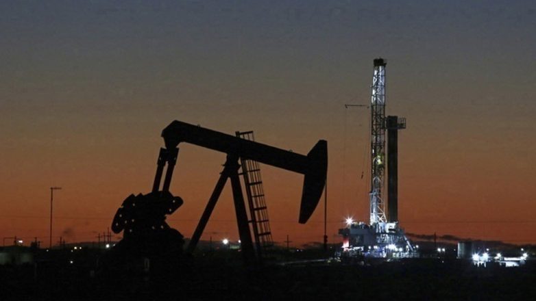 Υποχωρούν οι τιμές του πετρελαίου μετά τις δηλώσεις Τραμπ για το Ιράν