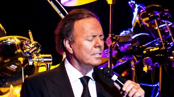 Χούλιο Ιγκλέσιας: Οι δύο γυναίκες που τον κατηγορούν για σεξουαλική επίθεση θα καταθέσουν σε Ισπανούς εισαγγελείς