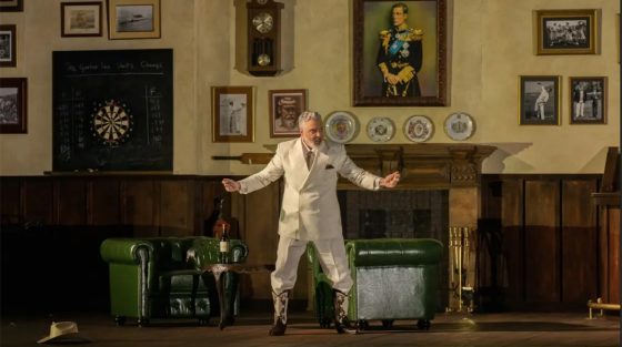 Η κωμική όπερα Φάλσταφ του Τζουζέππε Βέρντι επιστρέφει για έξι παραστάσεις στην Εθνική Λυρική Σκηνή