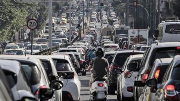 Κάθε χρόνο και χειροτέρα: Η Ελλάδα έχει ξανά τον πιο “γερασμένο” στόλο αυτοκινήτων στην Ευρώπη