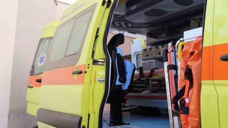 Τροχαίο με εγκατάλειψη τραυματία στα Χανιά