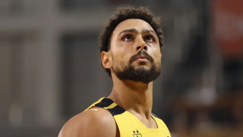 Άρης: Εκτός ομάδας τέθηκαν Ίνοκ, Φορμπς, Γκιουζέλης