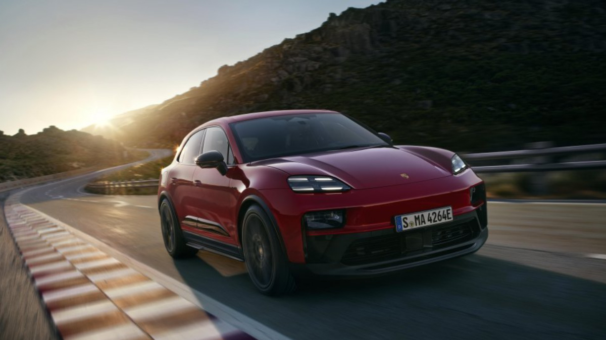 Μία στις τρεις Porsche που πουλήθηκε στην Ευρώπη το 2025, ήταν ηλεκτρική
