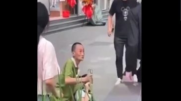 Χονγκ Κονγκ : Αστυνομικοί πυροβολούν άνδρα που κρατούσε όμηρο γυναίκα