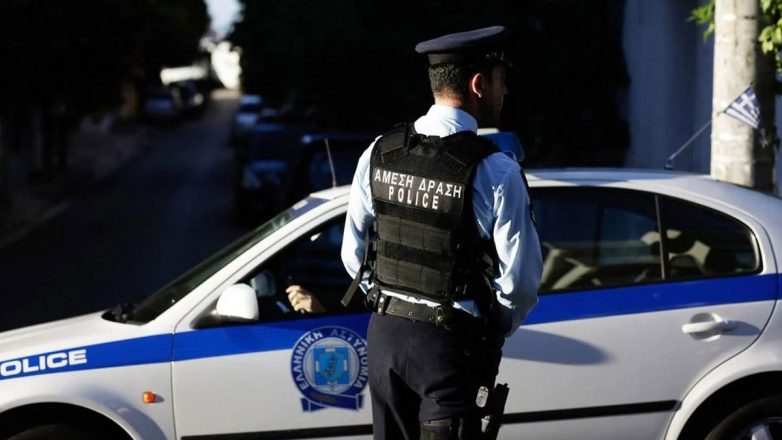 Συνελήφθησαν δύο άνδρες στην Παιανία για απόπειρα εκβίασης και κλοπή
