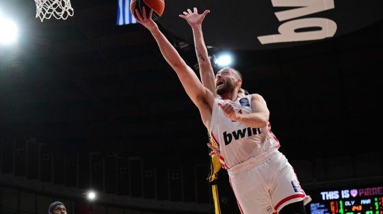 Greek Basketball League: Άνετη νίκη του Ολυμπιακού, 104-89 το Μαρούσι