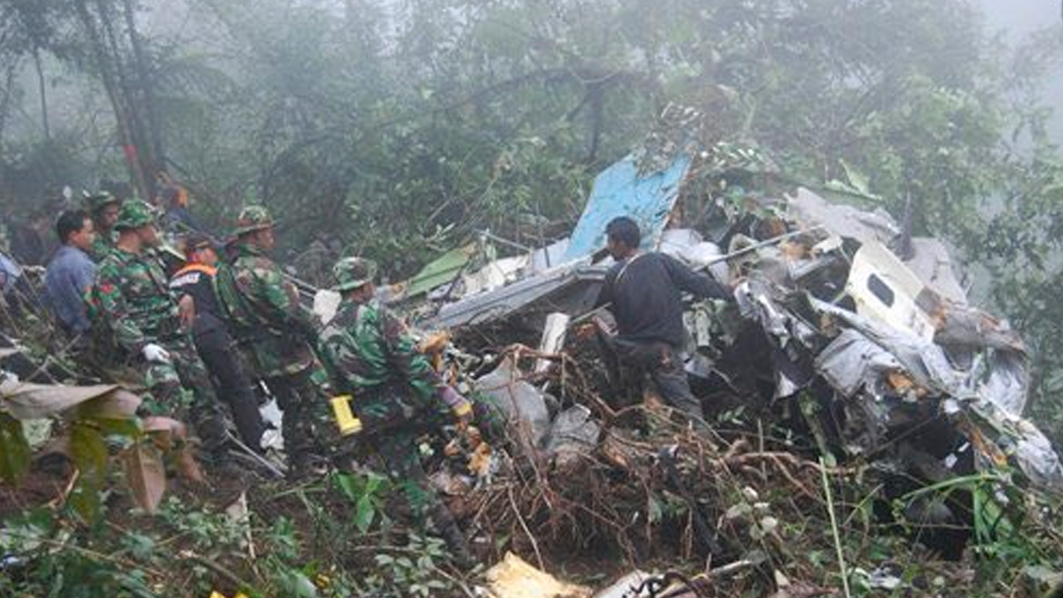 Ινδονησία : Εντοπίστηκαν τα συντρίμμια του αεροσκάφους