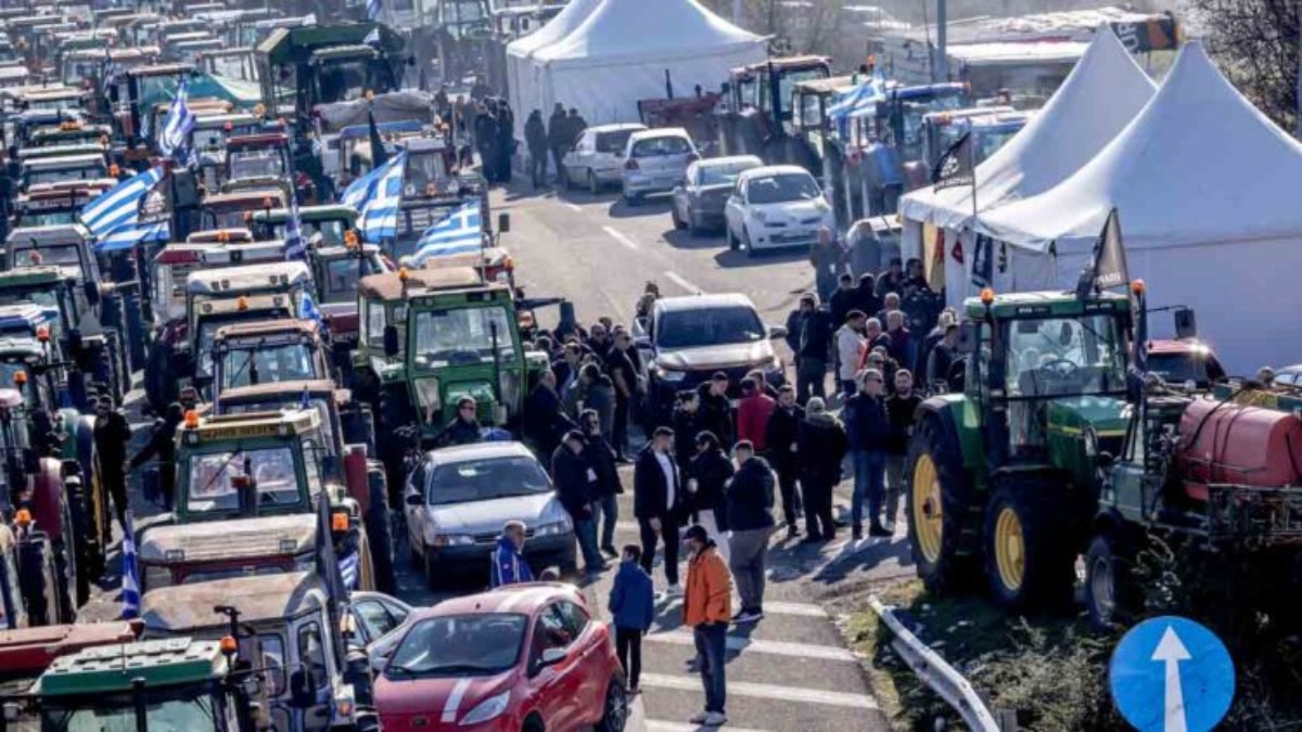 Σήμερα το κρίσιμο ραντεβού στο Μαξίμου για τα μπλόκα