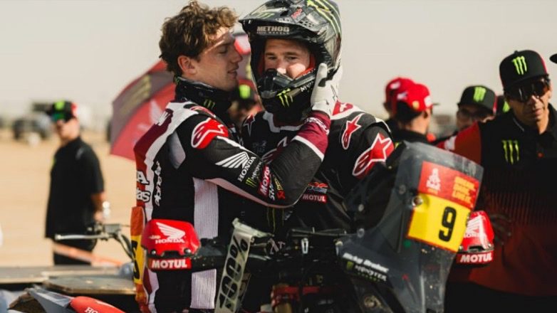 H Monster Energy Honda HRC στο βάθρο του Dakar Rally μετά από ιστορική τελευταία Ειδική