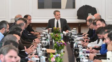 Ολοκληρώθηκε η συνάντηση των αγροτών με τον πρωθυπουργό