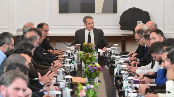 «Συνεχίζουμε τις κινητοποιήσεις, αύριο οι αποφάσεις» λένε οι εκπρόσωποι των μπλόκων