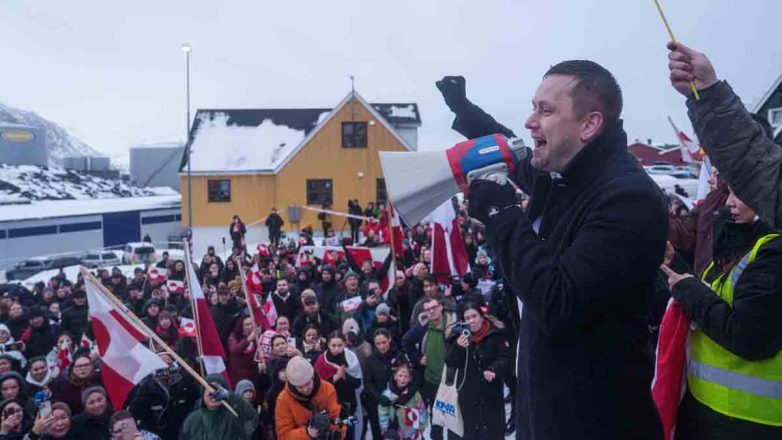 Ο Πρωθυπουργός της Γροιλανδίας καλεί τους πολίτες να προετοιμαστούν για ενδεχόμενη εισβολή