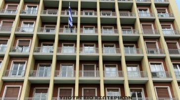 Υπουργείο Εσωτερικών: Δικαιολογημένη η απουσία των υπαλλήλων του Δημοσίου την Τετάρτη