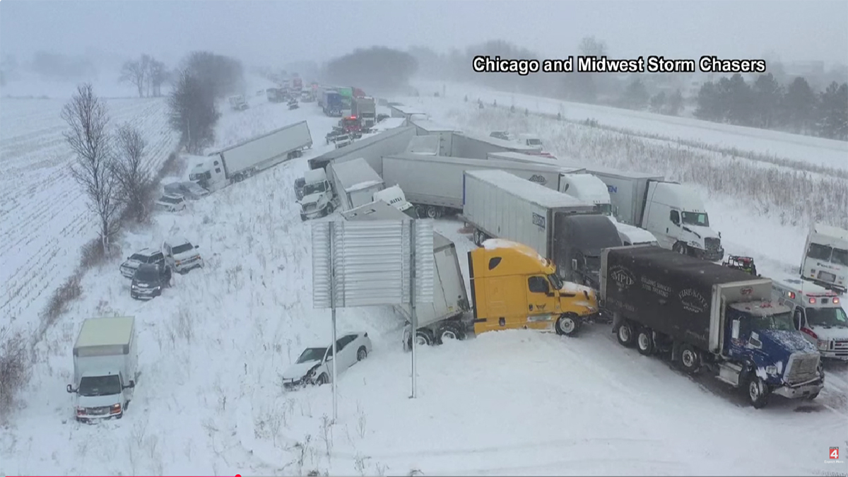ΗΠΑ: Καραμπόλα με πάνω από 100 οχήματα  λόγω σφοδρών χιονοπτώσεων