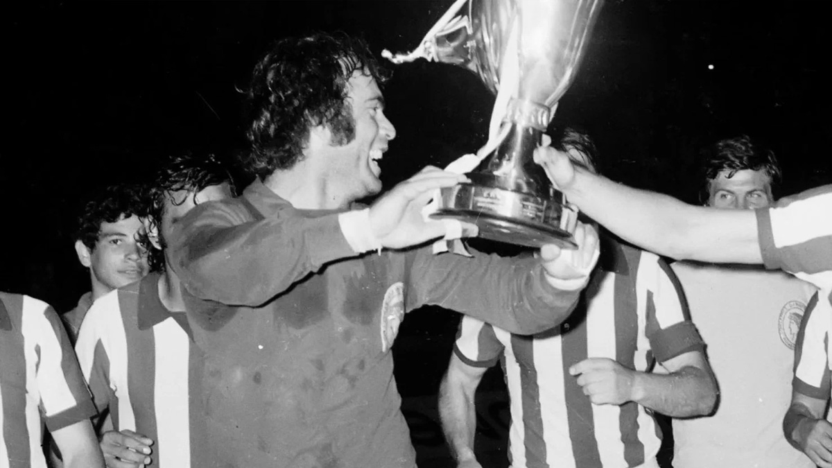 Κελεσίδης στο paixebala.gr: «Μεγάλος γκολκίπερ ο Τζολάκης»