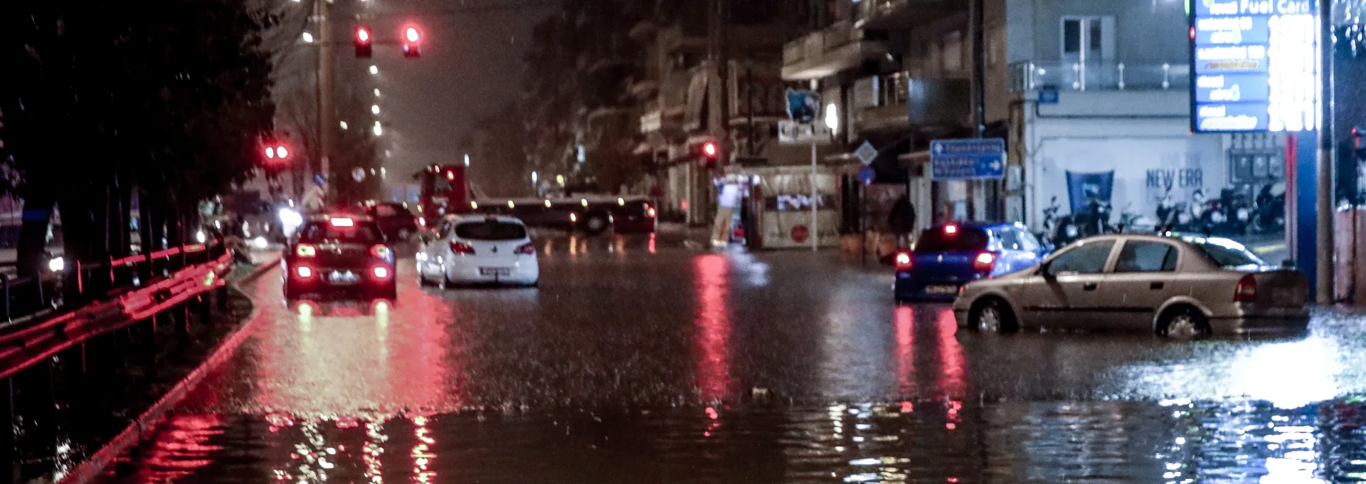 Μετρά πληγές η Αττική από την κακοκαιρία