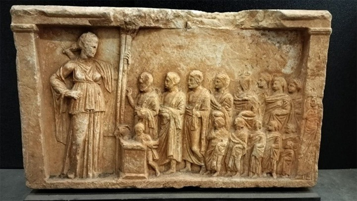 Επαναπατρίζονται αρχαιότητες της εταιρείας Robin Symes