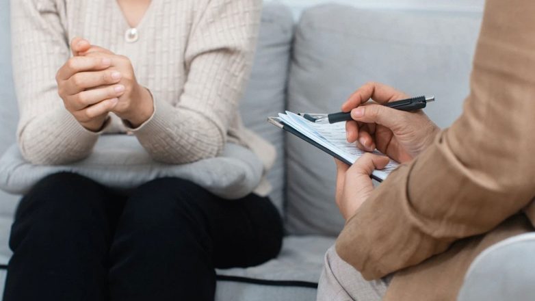 «Ποιον συνάδελφό σου θα ήθελες να απολύσεις;»