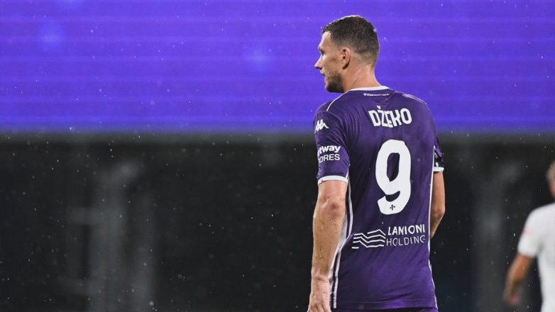 Υπογράφει στη Σάλκε ο 39χρονος Tζέκο